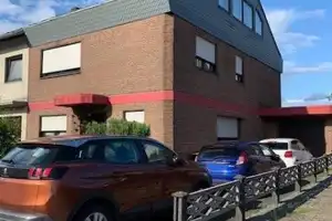  Doppelhaushälfte in guter Wohnlage mit großzügigem Grundstück  – Rhein-Erft-Kreis – Vorschaubild 2