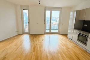 Lichterfüllte Etagenwohnung mit Balkon, moderner Markenküche & Tiefgaragenstellplatz – Mailänder Platz 21, 70173 Europaviertel, Stuttgart – Vorschaubild 1
