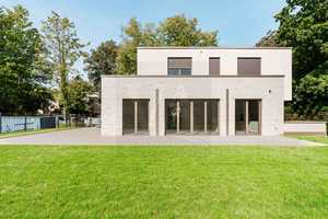 Property thumbnail 1