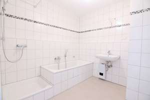 Charmante,   2 Zimmer  Dachgeschoss - Wohnung mit Balkon – Die vollständige Adresse der Immobilie erhältst du vom Anbieter., 47798 Stadtmitte, Krefeld – Vorschaubild 8