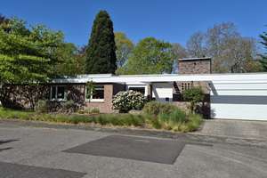 Architektenbungalow in 1a Wohnlage zum Schmölderpark gelegen ! Traumhafter Garten und Terrasse ! – Die vollständige Adresse der Immobilie erhältst du vom Anbieter., 41239 Schmölderpark, Mönchengladbach – Vorschaubild 2