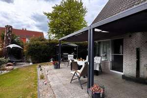 Großzügiges Zweifamilienhaus mit schönem Garten in ruhiger Lage in Lübeck/St. Lorenz – Die vollständige Adresse der Immobilie erhältst du vom Anbieter., 23556 Sankt Lorenz Nord, Lübeck – Vorschaubild 2