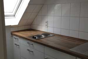 Von Privat: Charmante, ruhige und renovierte Wohnung – Uhlandstraße 15, 65189 Wiesbaden – Vorschaubild 1