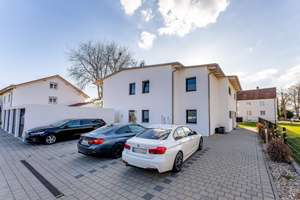 *Hochwertige und moderne 4-Zimmer Wohnung mit überdachtem Südbalkon im Straubinger Osten* – Die vollständige Adresse der Immobilie erhältst du vom Anbieter., 94315 Kernstadt, Straubing – Vorschaubild 1