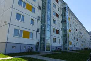 Property thumbnail 3