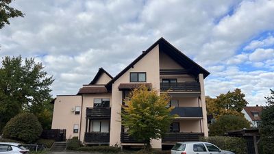 Schöne 2-Zimmer-Wohnung in Hemhofen bei Erlangen – Großer Wohnraum mit Studiocharakter