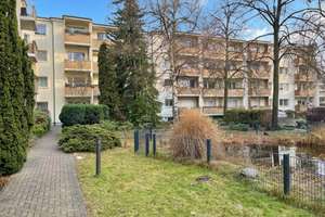 Eigentumswohnung mit Potenzial am Teltowkanal! – Die vollständige Adresse der Immobilie erhältst du vom Anbieter., 12167 Steglitz, Berlin – Vorschaubild 3
