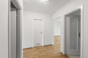Attraktive 3-Zimmer-Wohnung mit EBK und Top-Anbindung – Nähe BMW & Petuelring – 80809 Am Riesenfeld, München – Vorschaubild 7