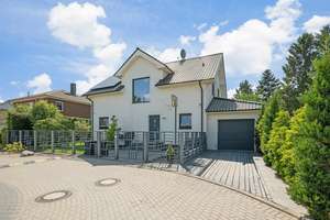 Exklusives Einfamilienhaus in Bestlage von Berlin-Rudow – moderne Technik trifft Familienidylle – Die vollständige Adresse der Immobilie erhältst du vom Anbieter., 12355 Rudow, Berlin – Vorschaubild 18