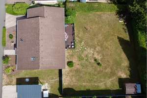 Kleines Haus, großes Lebensgefühl – Holz-Bungalow mit Südterrasse, Garage & Carport – Die vollständige Adresse der Immobilie erhältst du vom Anbieter., 55767 Brücken – Vorschaubild 4