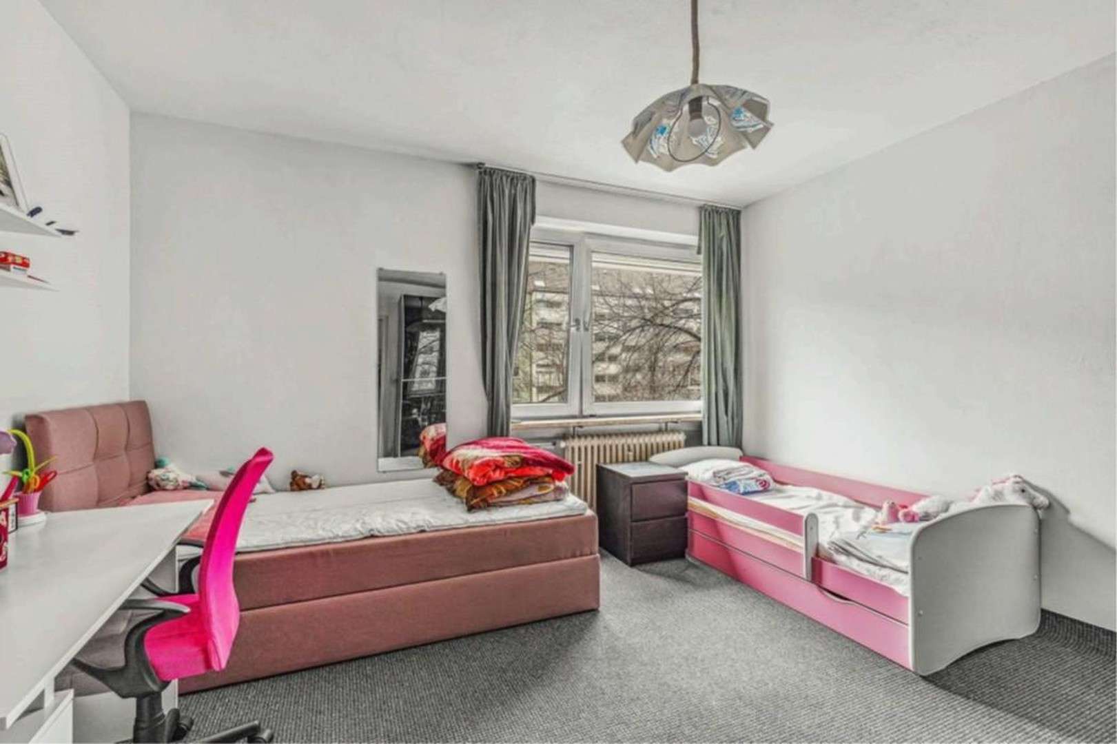 Renovierungsbedürftige 2-Zimmer-Wohnung mit Balkon - ideal für Kapitalanleger, München – Bild 2