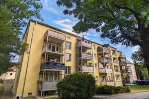 ++ wunderschöne 3-Raum Wohnung mit Balkon - top angesagte Lage ++ – Hans-Sachs-Str. 48, 9126 Chemnitz – Vorschaubild 2