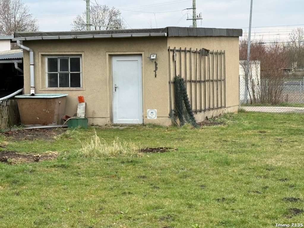 Immobilie in Neukieritzsch - Doppelhaushälfte mit sehr großen teilbaren Grundstück - Bild 4