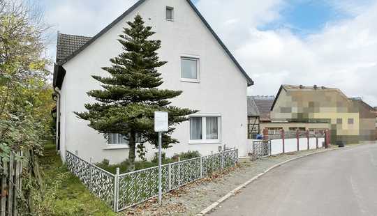 Bild von Modernisiertes Einfamilienhaus mit Einbauküche und Kamin!