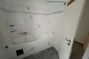 2 Zimmer-Wohnung mit vielseitigem Potenzial in Duisburg – Oststraße 185, 47057 Neudorf-Nord, Duisburg – Vorschaubild 4