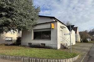 Großes Wohn- und Geschäftshaus mit über 400 m² Fläche! Zwischen Montabaur und Westerburg! – Die vollständige Adresse der Immobilie erhältst du vom Anbieter., 56459 Girkenroth – Vorschaubild 4