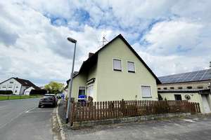 Haus in Geesdorf am Sportplatz – Die vollständige Adresse der Immobilie erhältst du vom Anbieter., 97353 Wiesentheid – Vorschaubild 3