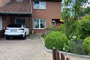 Stilvolles Reihenendhaus, gehobene Ausstattung, 2 Kamine, Traumgarten & ruhige Lage (Erbpacht) – Die vollständige Adresse der Immobilie erhältst du vom Anbieter., 38448 Vorsfelde, Wolfsburg – Vorschaubild 2