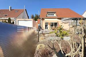 Wohlfühlhaus mit Garten und Terrasse! – Die vollständige Adresse der Immobilie erhältst du vom Anbieter., 72181 Starzach – Vorschaubild 2
