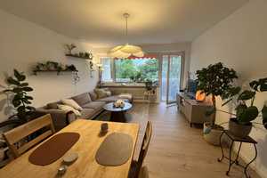 3-Zimmer-Wohnung mit 2 Balkonen und EBK in München Hadern – München – Vorschaubild 1