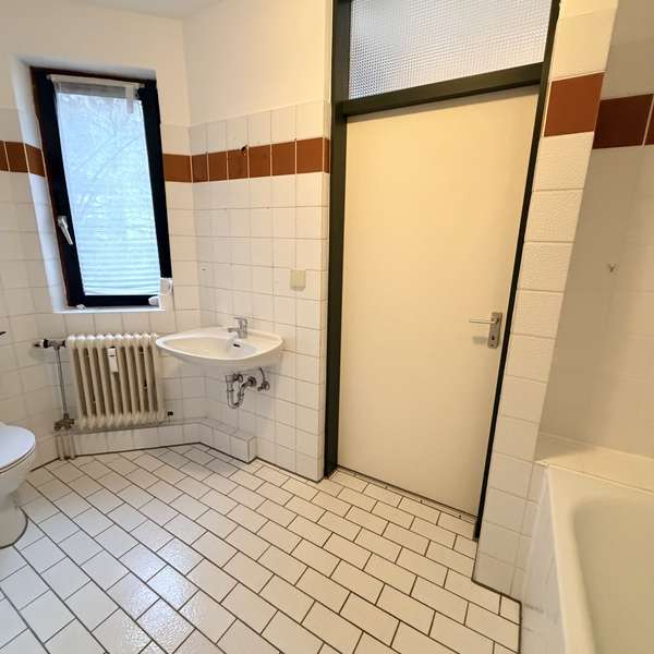 *** helle 4-Zimmer-Wohnung auf zwei Etagen - Balkon - Terrasse - Stellplatz - Vaalserquartier ***