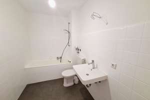 Helles Appartement mit Balkon in Hochzoll Nord zu vermieten – Karwendelstraße  86, 86163 Hochzoll-Nord, Augsburg – Vorschaubild 4