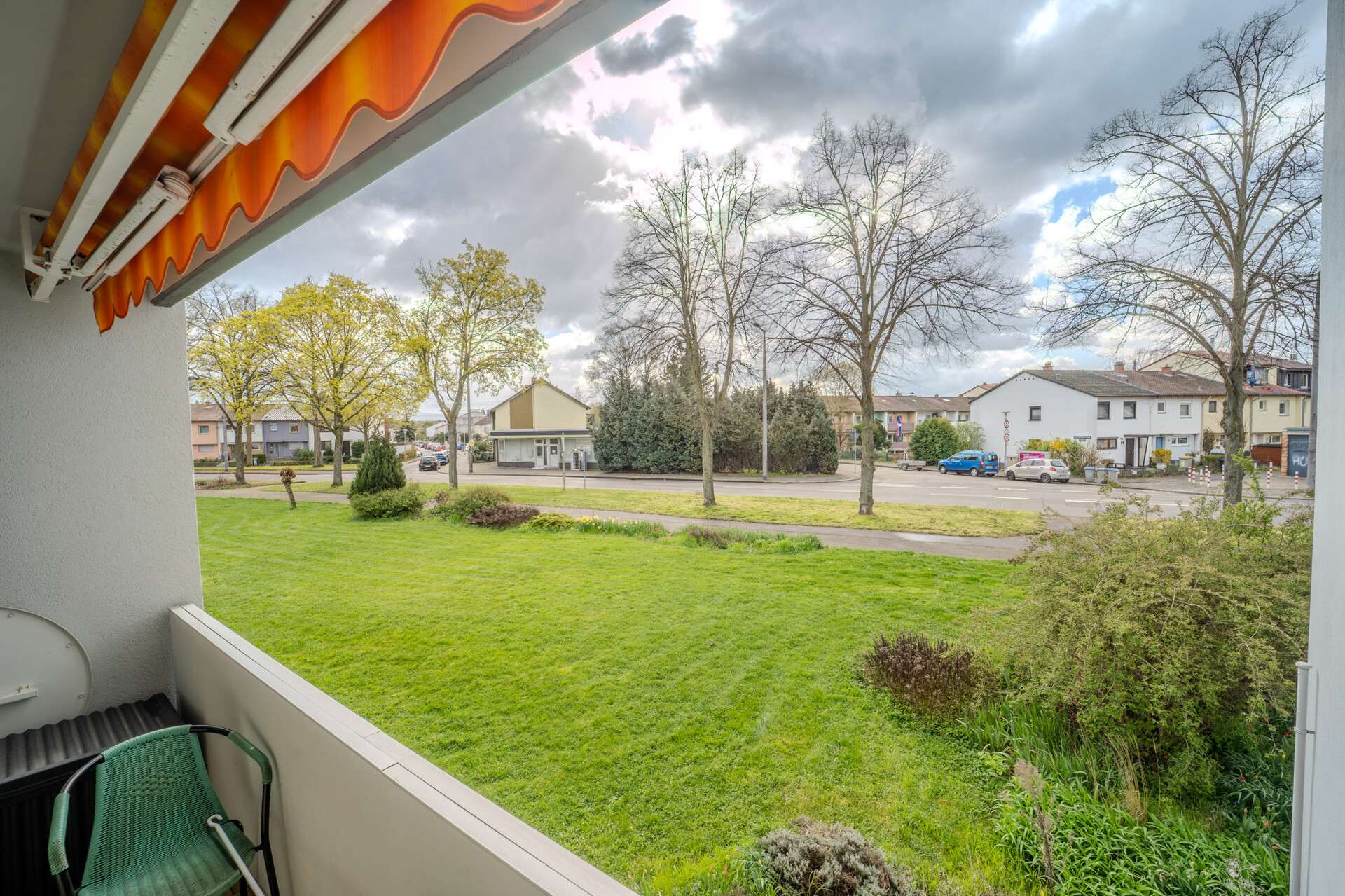 2-Zimmer-Wohnung im Hochparterre mit Entwicklungspotenzial in Mannheim-Feudenheim, Mannheim – Bild 2