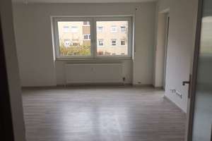 3 Zimmer Wohnung mit Balkon in grüner Wohnanlage in Nürnberg-Röthenbach West – Herriedener Straße 84, 90449 Röthenbach West, Nürnberg – Vorschaubild 3