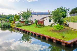 Am Wasser! Teil-sanierter Bungalow mit privatem Bootsanleger am Kanal, Einbauküche uvm in Rüdersdorf – Die vollständige Adresse der Immobilie erhältst du vom Anbieter., 15562 Rüdersdorf bei Berlin – Vorschaubild 11