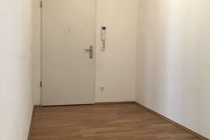 Großzügige 4-Zimmerwohnung mit Balkon und Loggia im Westend – 60323 Westend-Nord, Frankfurt am Main – Vorschaubild 10