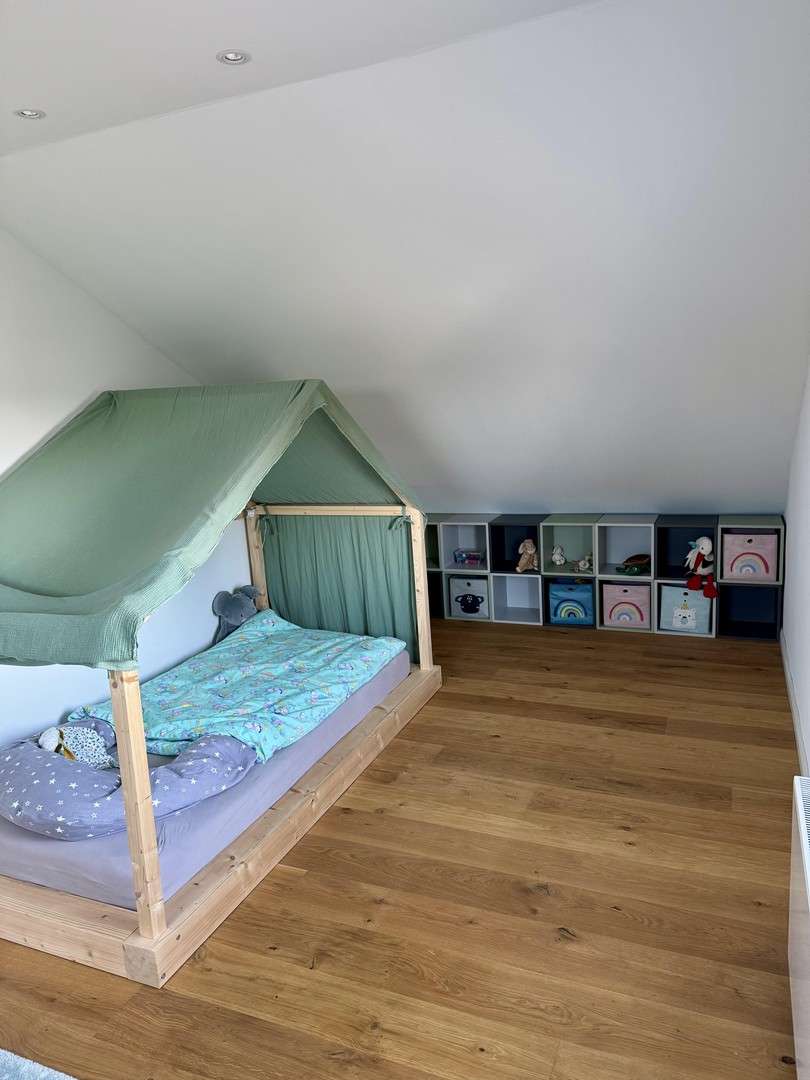 Immobilie in Muggensturm - Großzügiges Familiendomizil mit Potential zum Zweifamilienhaus - Bild 8