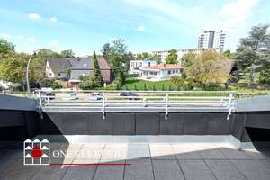 Sonntag besichtigen! Helle & moderne DG-Wohnung mit Dachterrasse, offener Küche in Lichterfelde West – Dahlemer Weg 71, 14167 Lichterfelde, Berlin – Vorschaubild 2