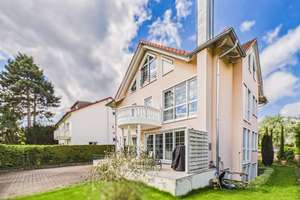 Stilvolle Villa in erstklassiger Wohnlage von Stuttgart-Rosental I KfW 70 - Massivbau I Baujahr 2007 – Die vollständige Adresse der Immobilie erhältst du vom Anbieter., 70563 Rosental, Stuttgart – Vorschaubild 10