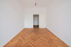 Komfortabler Altbau in Elbnähe. Balkon, Parkett, Carport, und Tageslichtbad mit Wanne. – Hertelstraße 20, 1307 Johannstadt-Nord, Dresden – Vorschaubild 12