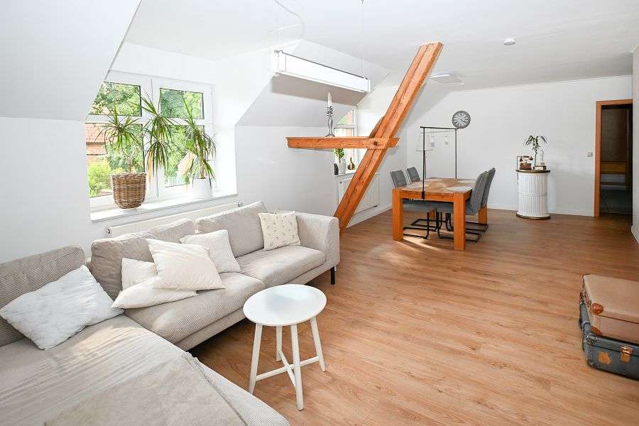 Immobilie in Ahnsbeck - Celle - Ahnsbeck: Großzügiges Mehrfamilienhaus in idyllischer Lage! - Bild 5