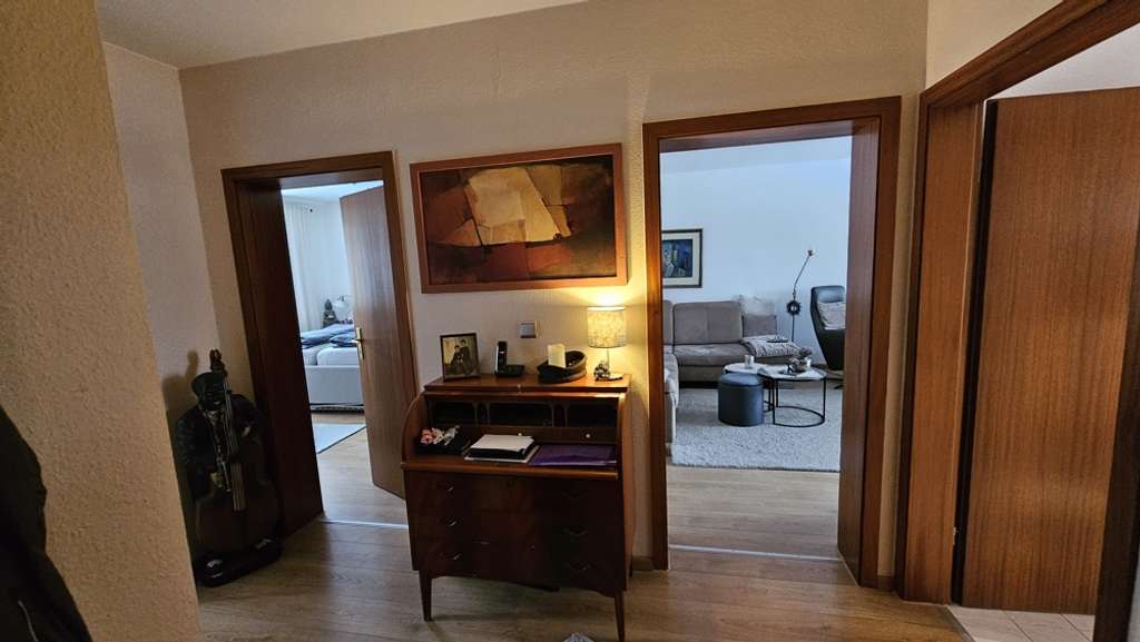 Immobilie in Sulingen - Großzügige Erdgeschosswohnung mit 2 Zimmern, Balkon und PKW-Stellplatz - Bild 1