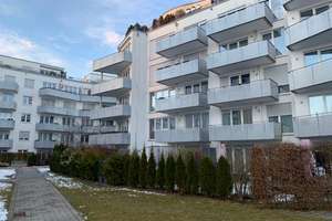 BEFRISTET auf 3J. - Stilvolle 2-Zimmer-Whg mit Balkon, EBK und Eichenparkett in München-Bogenhausen – Hochstiftsweg 19, 81925 Oberföhring, München – Vorschaubild 2