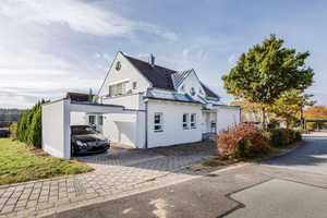 +++ BEREIT FÜR DIE ZUKUNFT! +++ Komfortables Architektenwohnhaus mit 3 WE, 414 qm Wfl , 3 Carports! – Forchheim (Kreis) – Vorschaubild 2