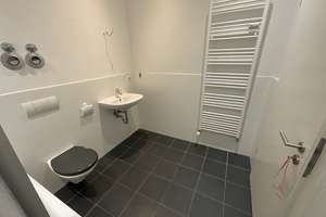 geräumige 4 Zimmer-Wohnung mit Wohnküche, Balkon, Wannenbad und EBK – Vorwerker Str. 117, 23554 Sankt Lorenz Nord, Lübeck – Vorschaubild 15