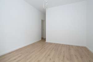 4 Raum Wohnung  !!!! 2 Balkone, 2 Bäder, Fußbodenheizung, Stellplatz, Tageslichtbad! – Olvenstedter Straße 29, 39108 Stadtfeld Ost, Magdeburg – Vorschaubild 6