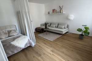 Renovierte & möblierte 1-Zimmer-Altbauwohnung mit Einbauküche  – Schiestlstraße 8, 97080 Würzburg – Vorschaubild 13