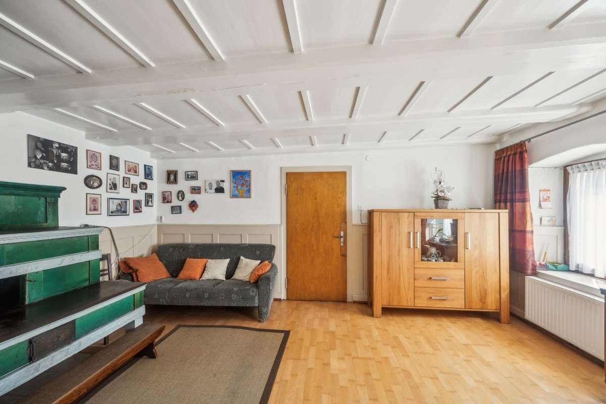 Immobilie in Klettgau - Charmante Doppelhaushälfte mit großem Grundstück - Bild 3