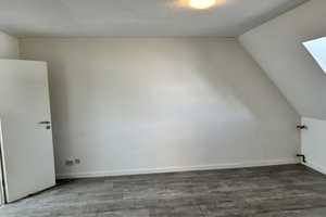 Preisreduzierung - Wundervolles Doppelhaus - Gartentraum - Doppelgarage – Königsberger Straße 10a, 30916 Hannover (Kreis) – Vorschaubild 22