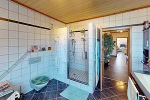 Großzügige Doppelhaushälfte mit 3 Wohneinheiten, Wintergarten & privater Sauna – Die vollständige Adresse der Immobilie erhältst du vom Anbieter., 76287 Rheinstetten – Vorschaubild 17
