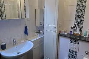 Mehrfamilienhaus mit Entwicklungspotenzial und 8 Garagen – Rolandstrasse 72-74, 46045 Dümpten, Oberhausen – Vorschaubild 12