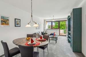 Lichtdurchflutete 2,5 Zimmer Wohnung mit Südbalkon und nahe des historischen Pfanzeltplatzes in A... – Die vollständige Adresse der Immobilie erhältst du vom Anbieter., 81737 Altperlach, München – Vorschaubild 3