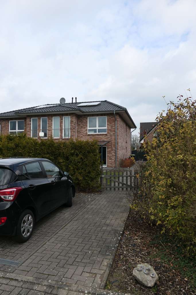 Immobilie in Gettorf - Moderne Stadtvilla bestehend aus zwei Doppelhaushälften in Gettorf  bei Kiel - Bild 4