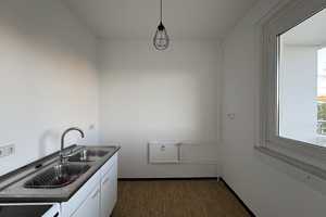 Mit großem Balkon - Verkehrs- und Einkaufsgünstig gelegen – Wittenberger Straße 91, 12689 Berlin – Vorschaubild 7