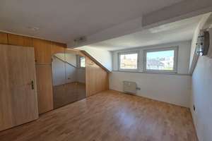 Provisionsfreie helle 3-Zimmer-Dachgeschosswohnung mit Wintergarten & Weitblick in Oberbarmen – Görlitzer Str. 22, 42277 Oberbarmen, Wuppertal – Vorschaubild 4