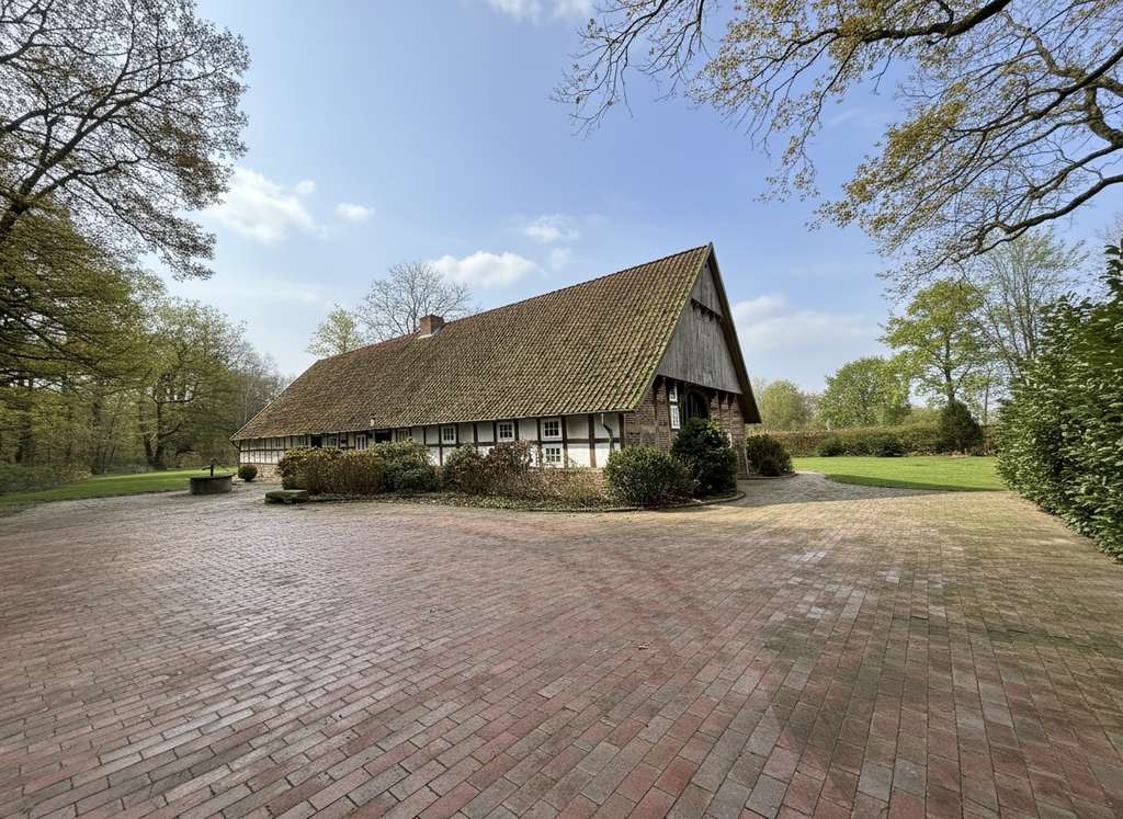Immobilie in Badbergen - Fachwerktraum in Alleinlage: Stilvolles Artland-Denkmal mit modernem Luxus - Bild 4